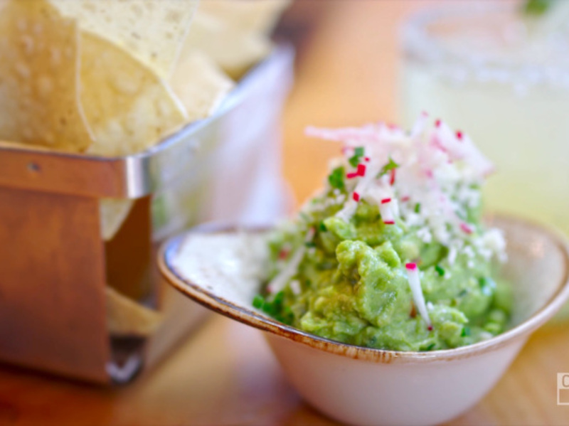 Image of Aarón’s Guacamole article
