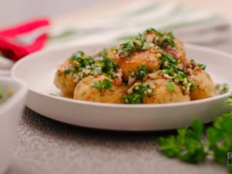 Image of Spicy Chicken Meatballs with Chimichurri article
