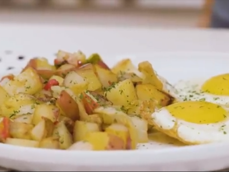 Image of Easy Crispy Breakfast Potatoes article