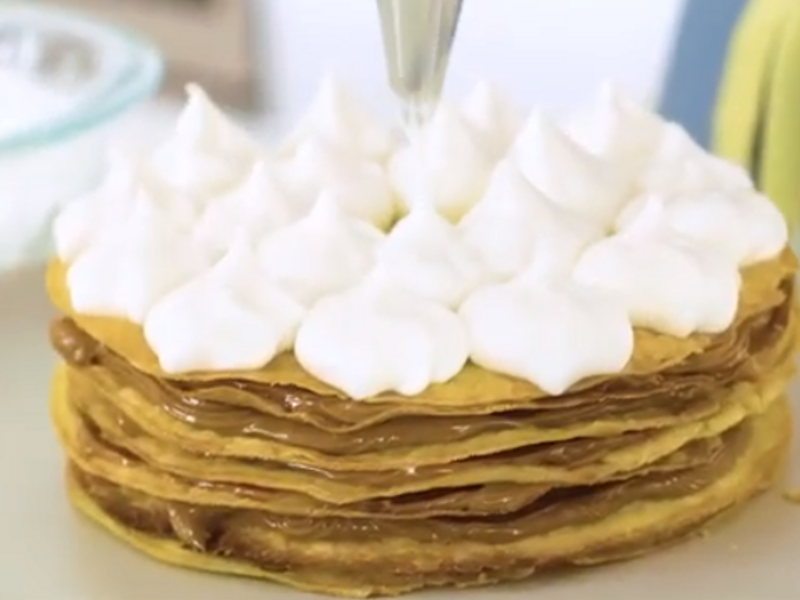 Image of Alfajor Rogel Cake article