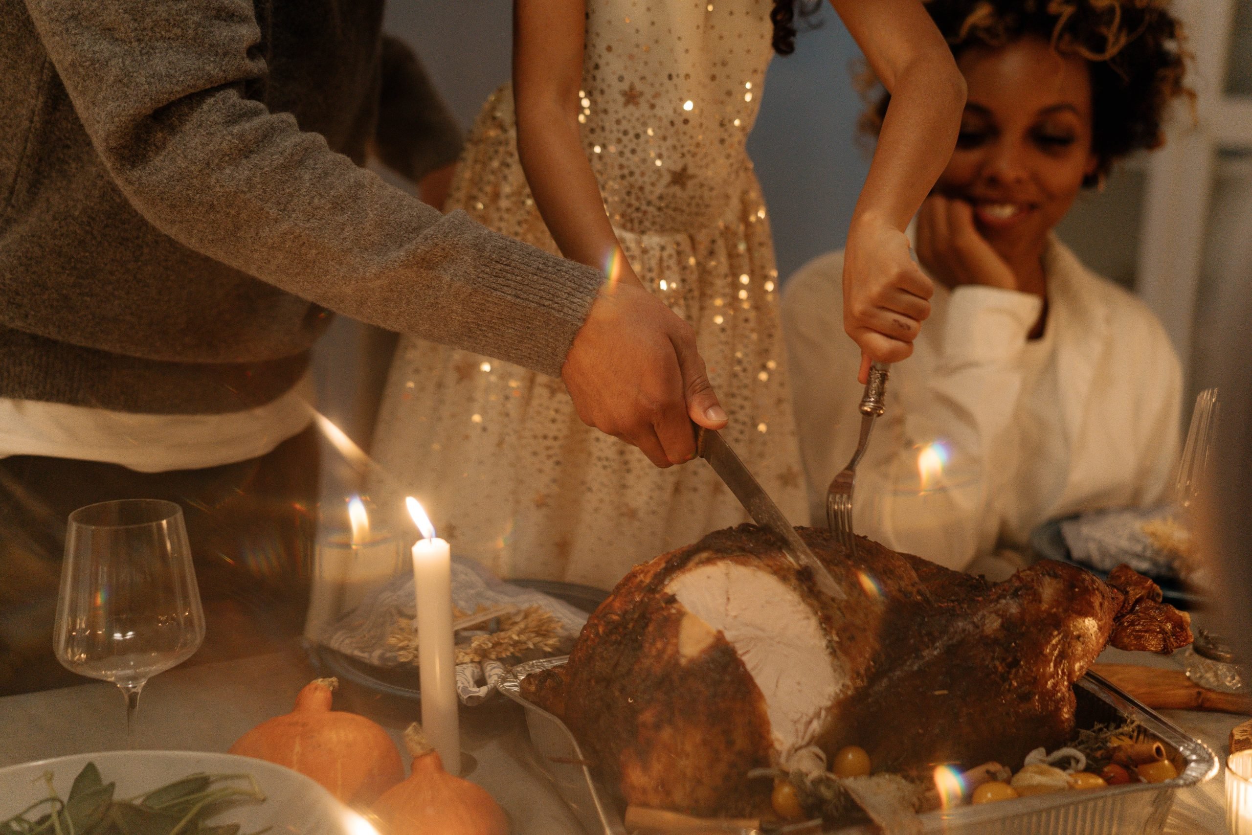 4 Ways To Make Your Thanksgiving Gathering Budget-Friendly