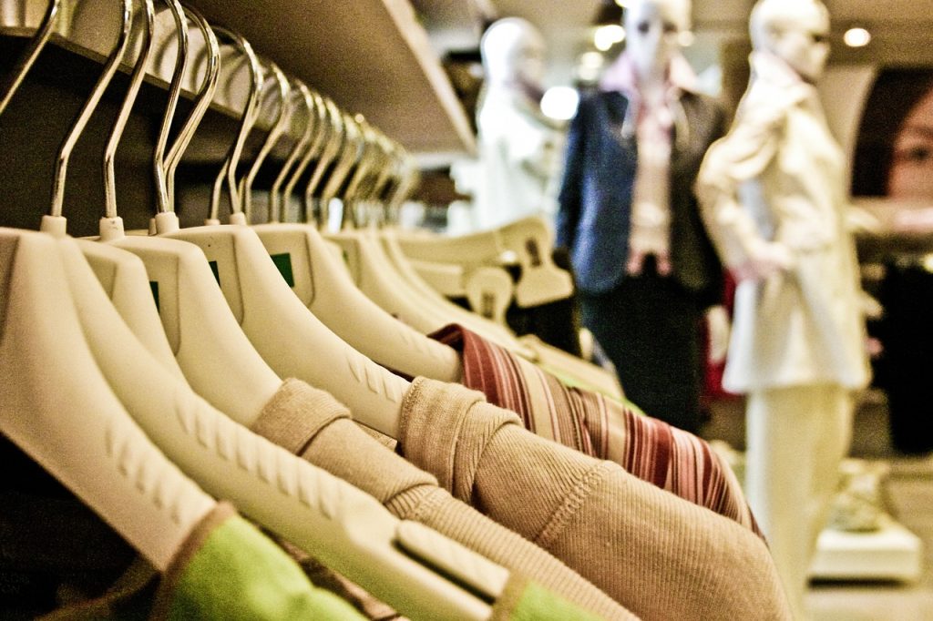 second_hand_holidays_sustainable